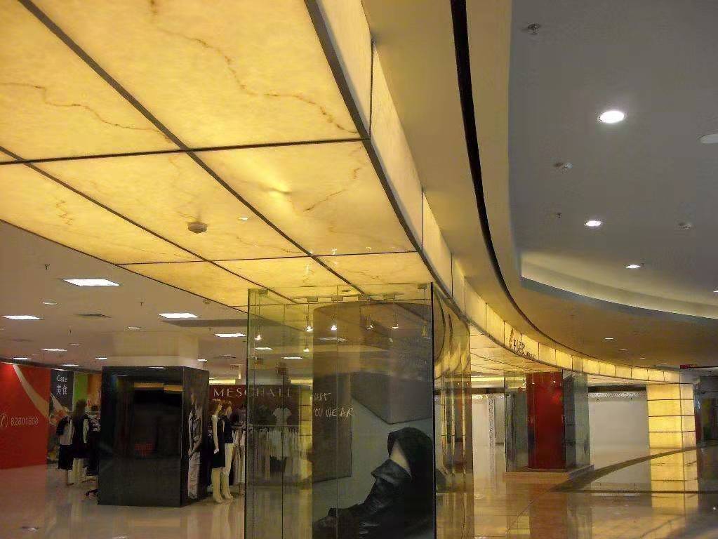 酒店大堂亚克力吊顶